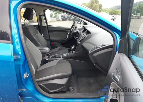 2012 Ford Focus Se z USA, uszkodzony, nr VIN 1FAHP3F25CL299681